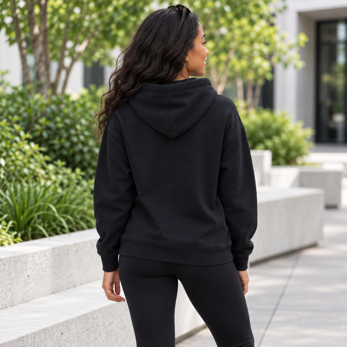 Manifesto Essential Heavyweight Hoodie - Black